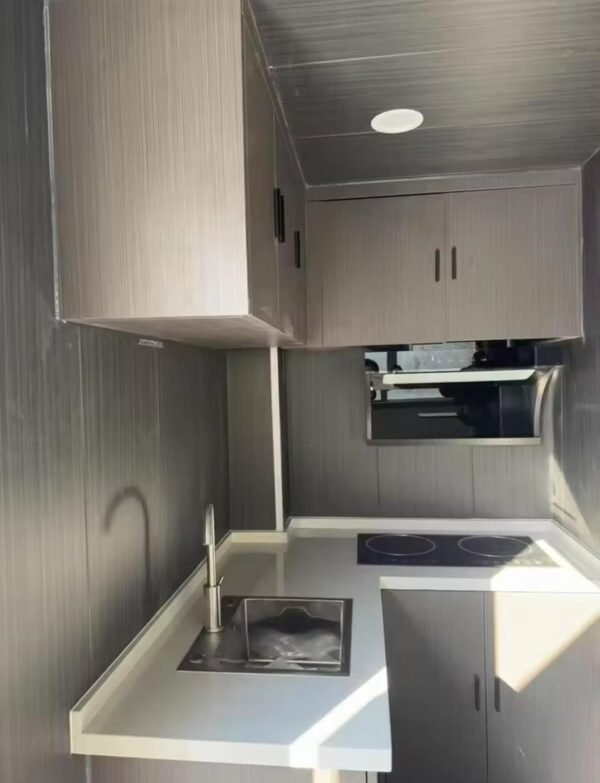 19x20ft Portable Prefab Tiny Home Mobile, Expandable, for Various Uses - Hotel, Office, Guard House, Shop, Villa,Warehouse, 19x20FT (3 Bedrooms,1 Living Room,1 Bathroom,1 Kitchen)