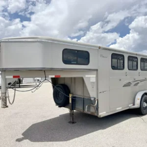 2001 Titan 3 Horse Gooseneck