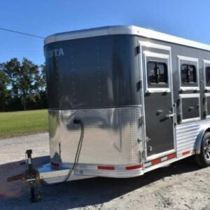 2018 Lakota 83HBPSL 3 Horse Trailer