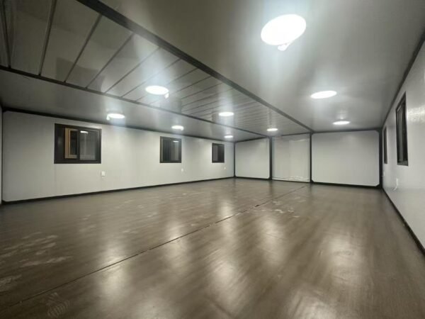 20ft container house basic version | Bedroom, kitchen and bathroom can be customized | Custom upgrades incur 𝗮𝗱𝗱𝗶𝘁𝗶𝗼𝗻𝗮𝗹 𝗳𝗲𝗲𝘀| Quick assembly modular unit (office/housing/small...