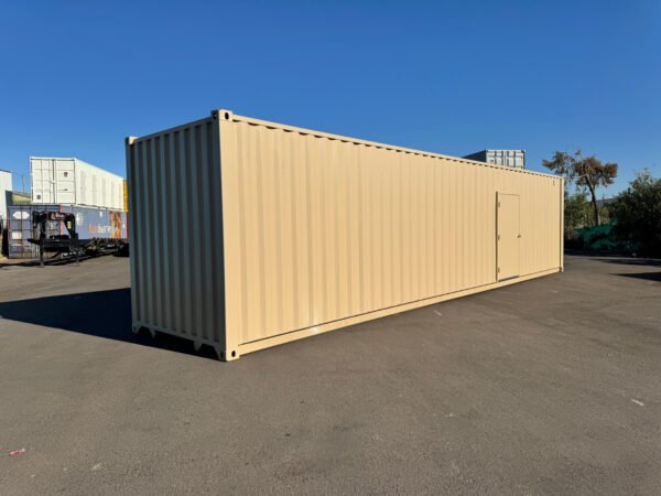 40ft shipping container with man door