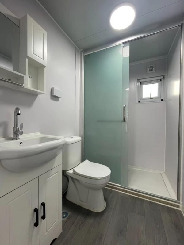 CE Certified Expandable Prefabricated Home | Storm-Proof 20ft/40ft Modular Design | Energy Efficient Tiny House with Kitchen & Bathroom | 10-Year Warranty | Customizable Options
