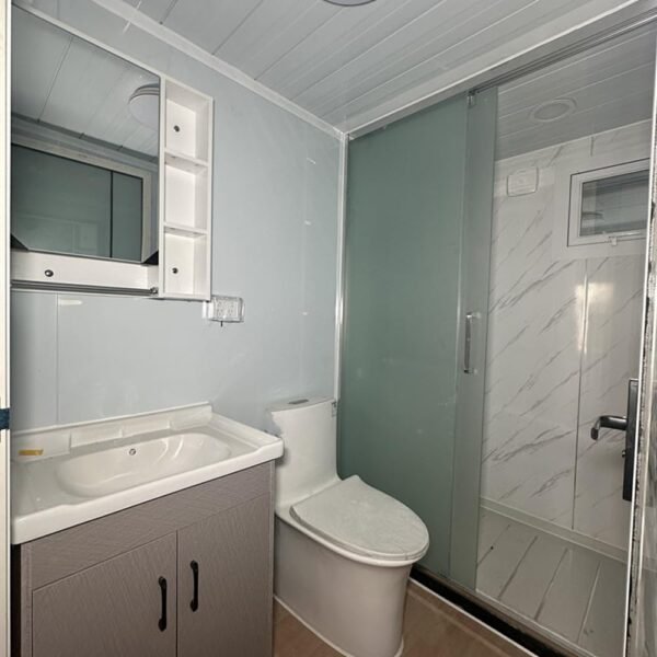 Triangular Roof Modern Prefabricated 40FT Tiny House for Adults Modular Luxury Tiny Homes with Bedroom Living Room Expandable Mobile Homes for Vacation and Comfortable Living
