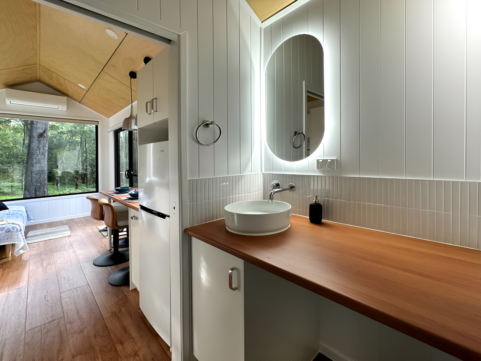 From the beaches of France to the peaks of Switzerland – a home that follows you