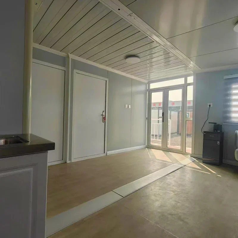 Hot Sale 40ft Container House Moisture Proof Modern Manufactured Homes